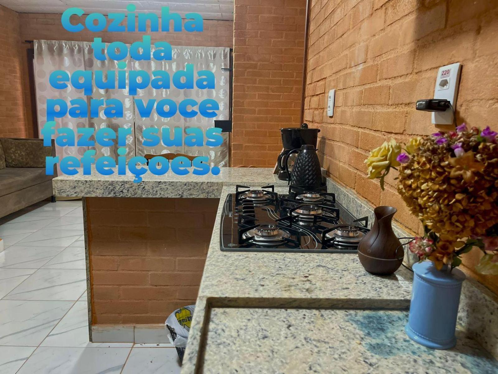 Flat Com 2 Quartos Ar E Uma Vista Espetacular Na Area De Gv Com Cozinha Completa-bom P Grupos Ou Familias Ou Empresas * Governador Valadares